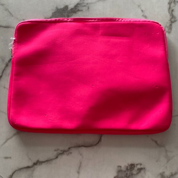 PINK Victoria Secret Laptop Sleeve - Picture 3 of 3